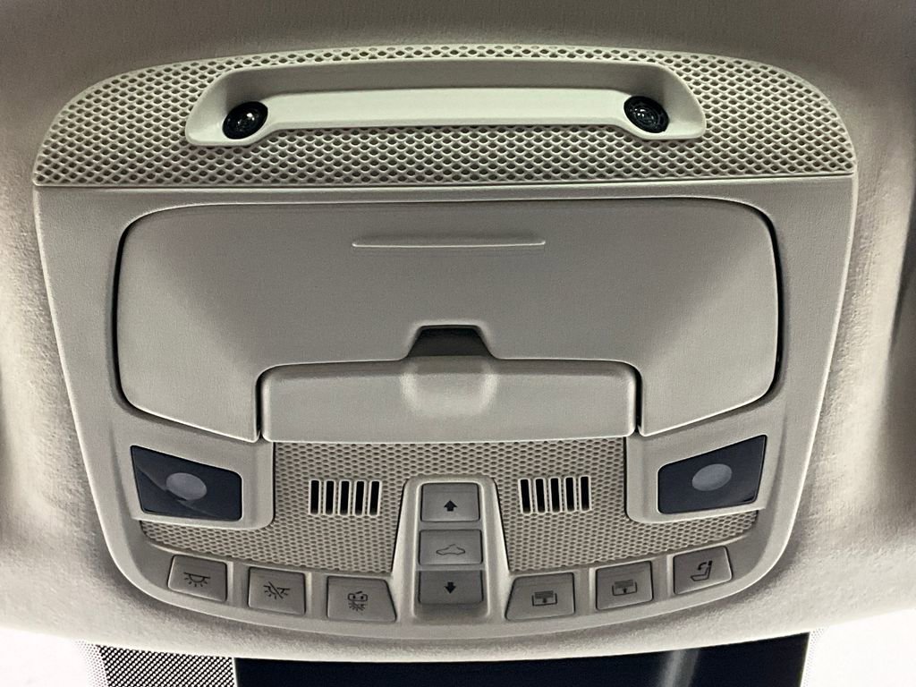 Used 2021 Lincoln Navigator L Black Label w/ Cargo Convenience Package AWD/4WD image 13