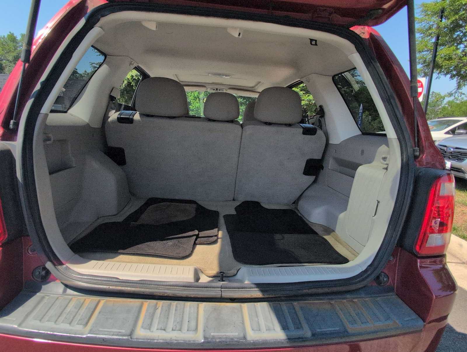 Used 2012 Ford Escape XLT AWD/4WD image 29