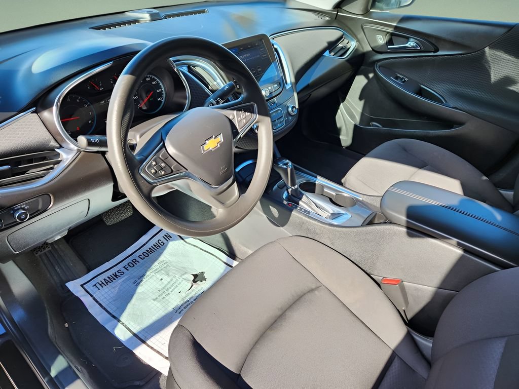 Used 2020 Chevrolet Malibu LT FWD image 10