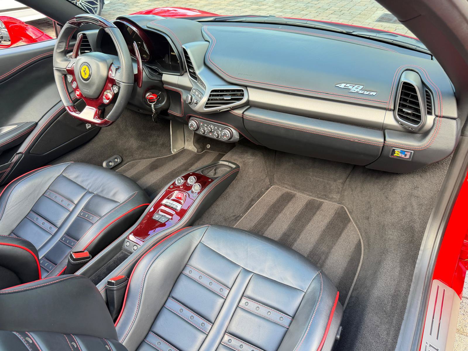 Used 2015 Ferrari 458 Spider RWD image 58
