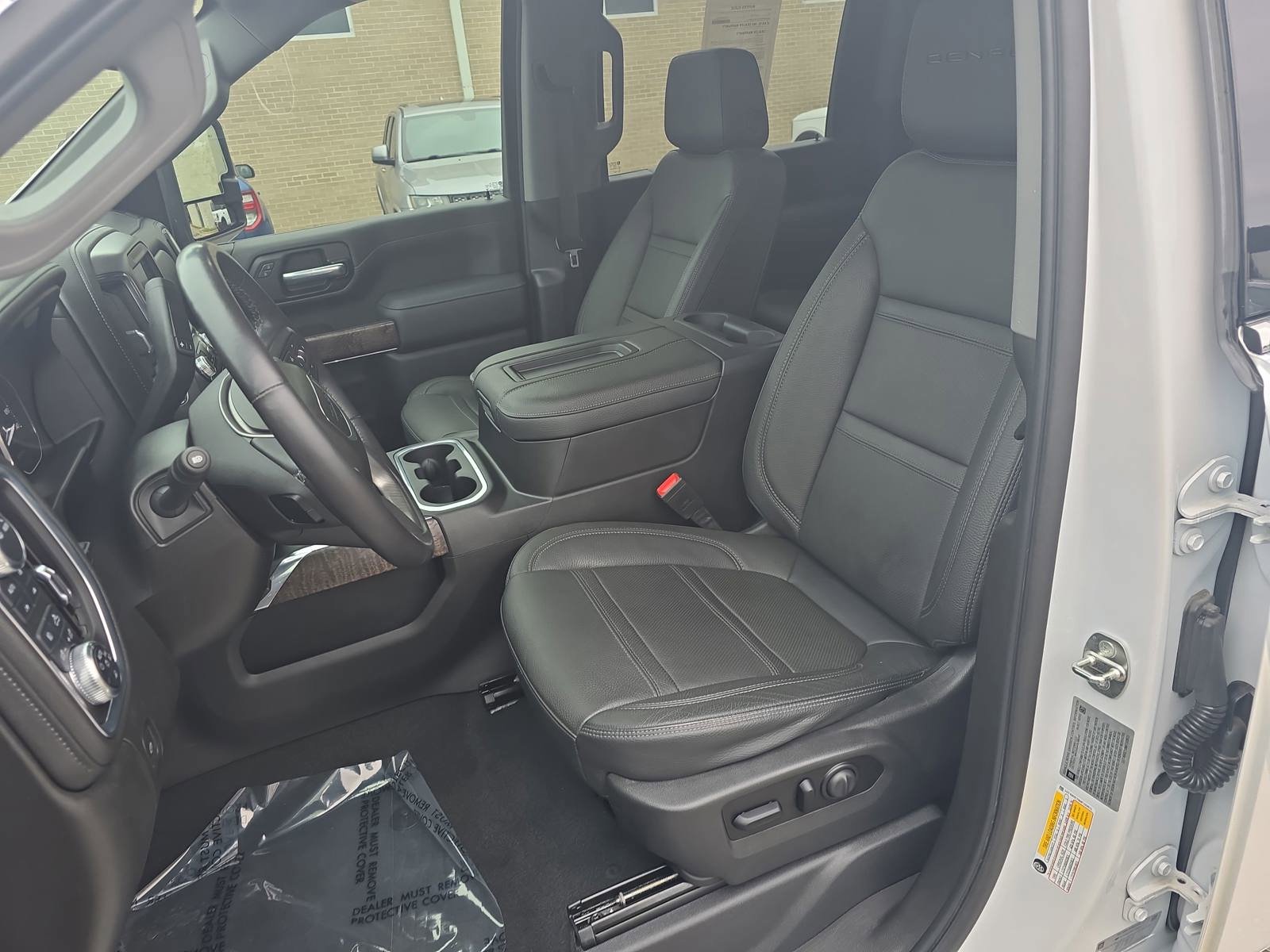 Used 2021 GMC Sierra 2500 Denali w/ Denali Ultimate Package AWD/4WD image 17