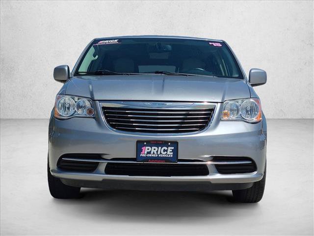 Used 2015 Chrysler Town & Country LX FWD video 2