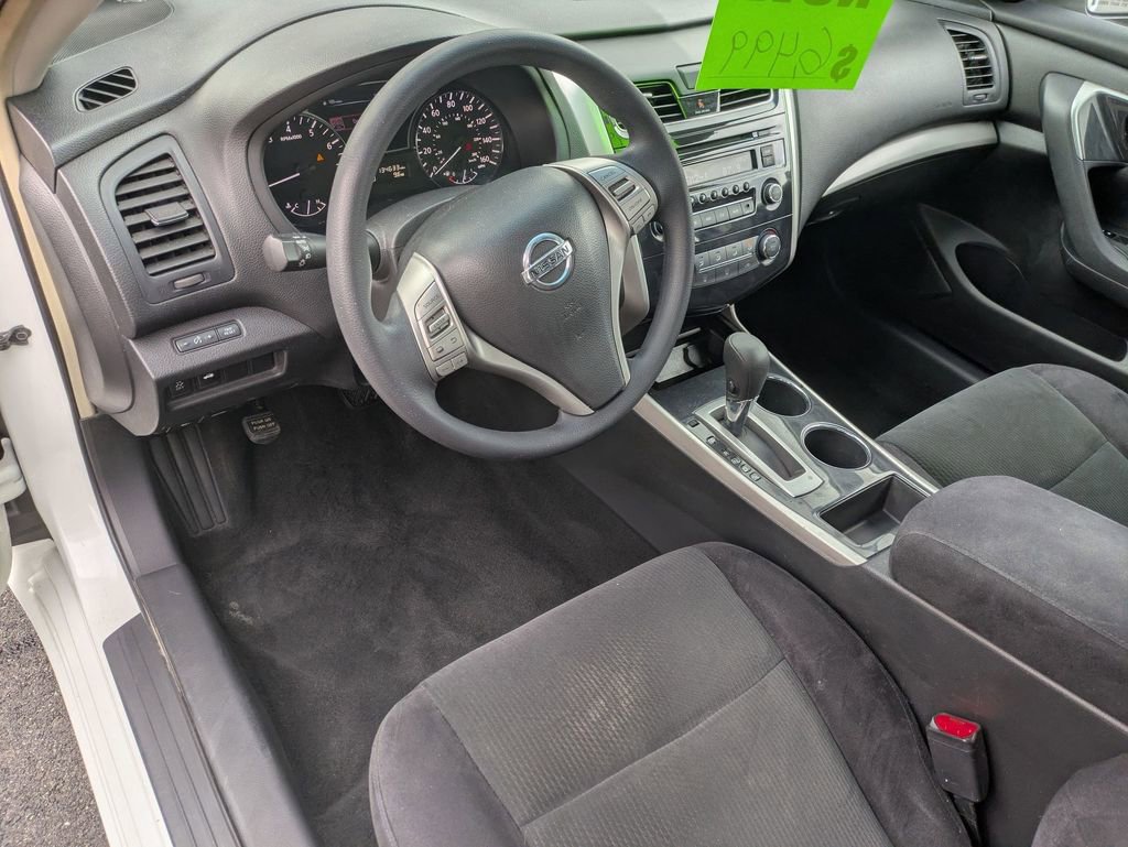 Used 2013 Nissan Altima 2.5 S FWD image 11