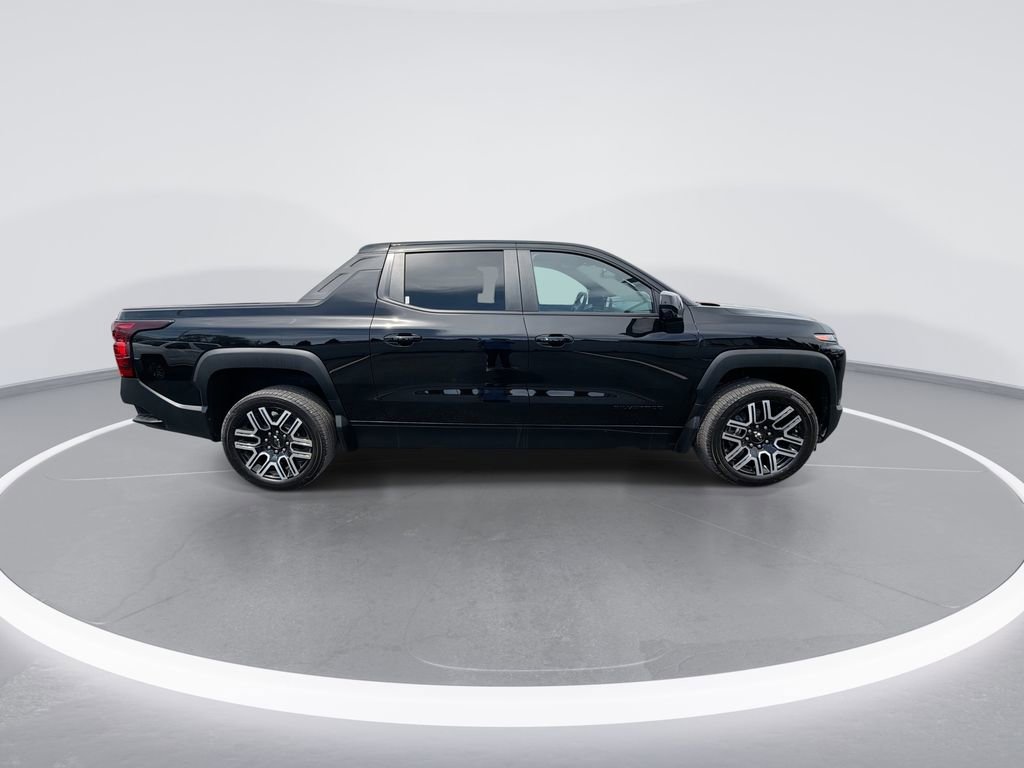 New 2026 Chevrolet Silverado EV W/T w/ LPO, Custom Package AWD/4WD image 9