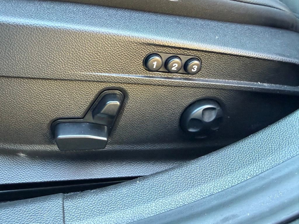 Used 2024 Alfa Romeo Giulia Ti image 22