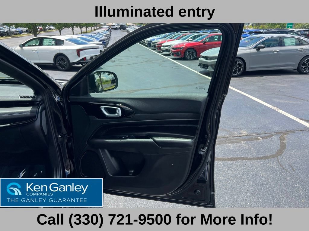 Used 2026 Jeep Compass Latitude AWD/4WD image 52