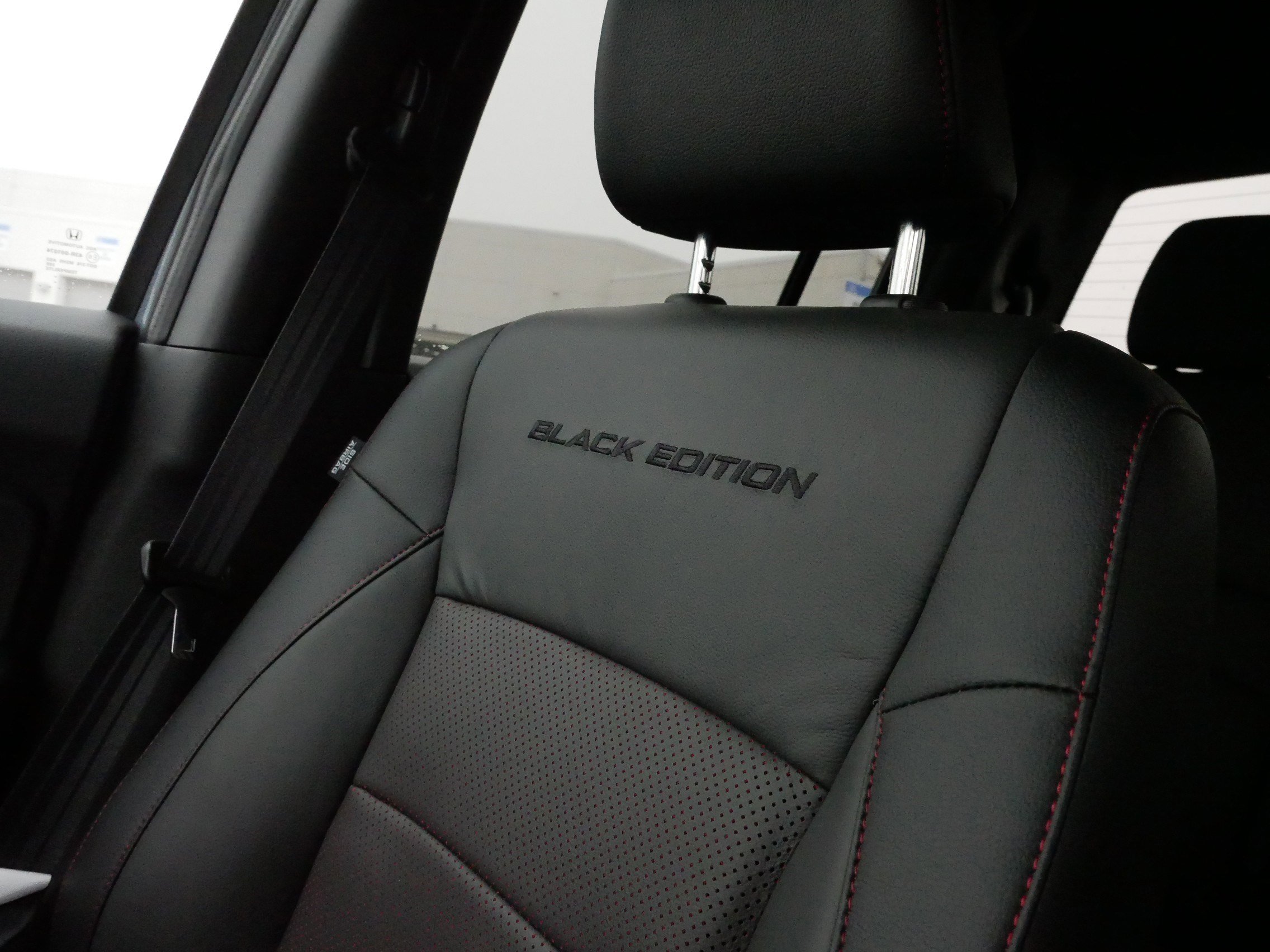 Certified 2025 Honda Ridgeline Black Edition image 34