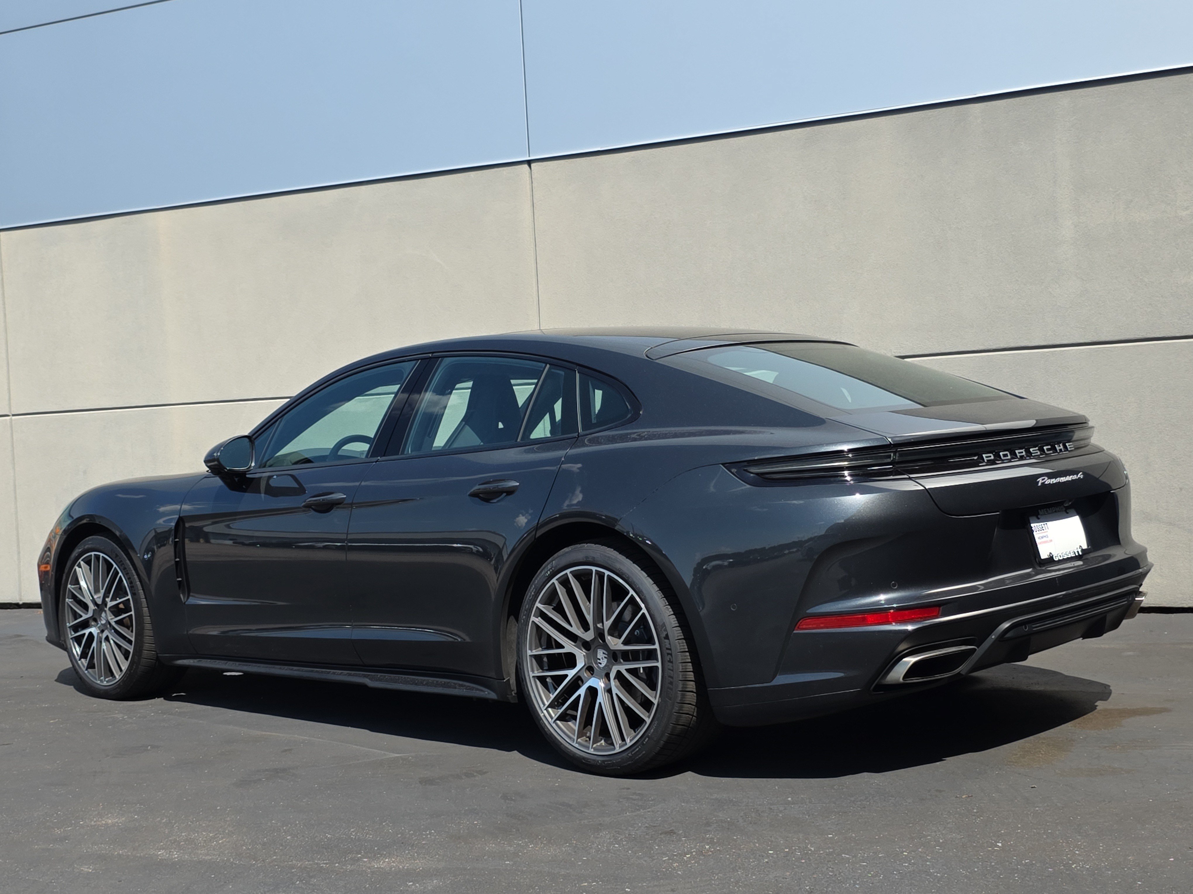 Certified 2024 Porsche Panamera image 3