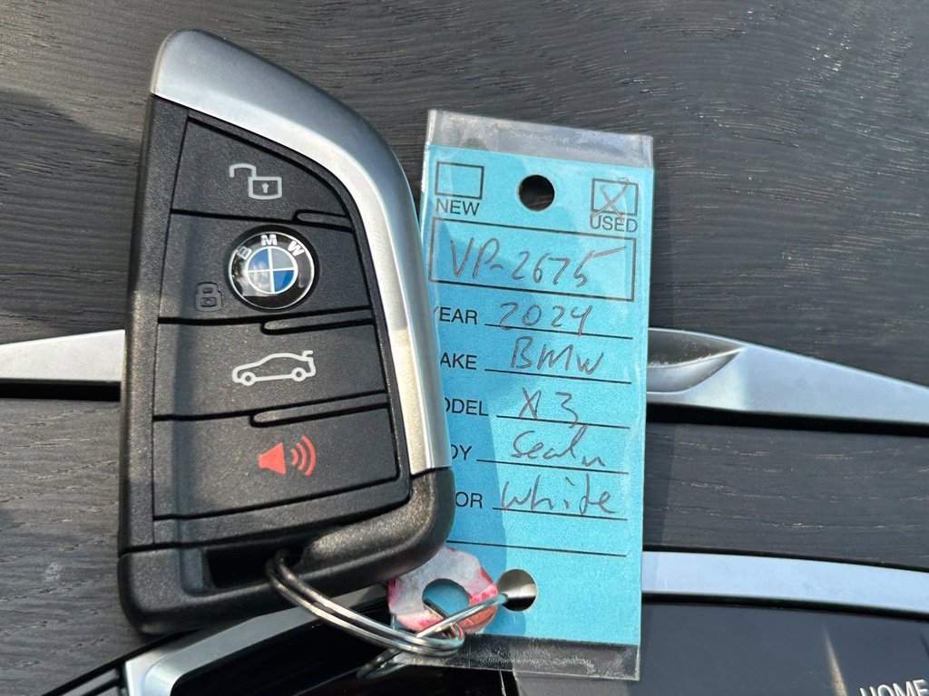 Used 2024 BMW 330i Sedan w/ Convenience Package RWD image 40