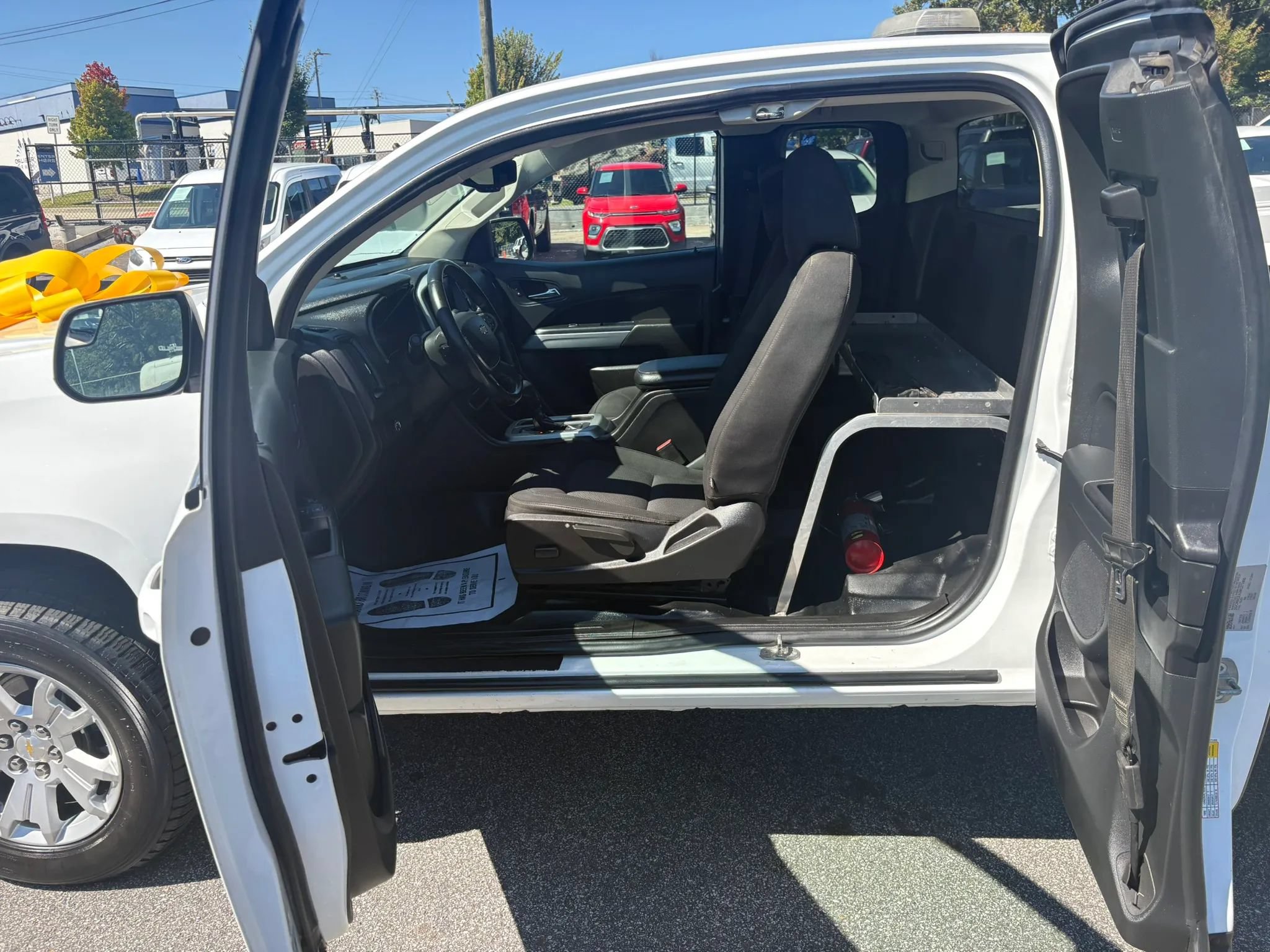 Used 2021 Chevrolet Colorado LT w/ Fleet Safety Package RWD image 21