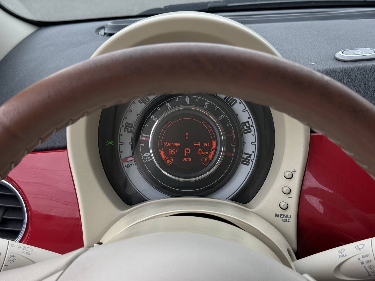 Used 2012 FIAT 500 Lounge w/ Luxury Leather Pkg FWD image 17