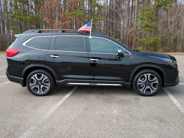 Used 2023 Subaru Ascent Touring image 3