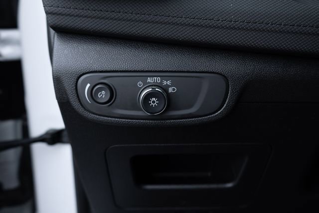 Used 2025 Chevrolet TrailBlazer LT AWD/4WD image 15