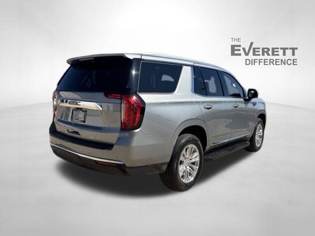 Used 2024 GMC Yukon SLT w/ SLT Premium Package AWD/4WD image 7