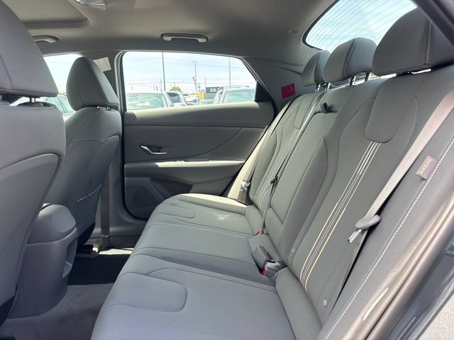 New 2026 Hyundai Elantra SEL Sport Premium FWD image 9