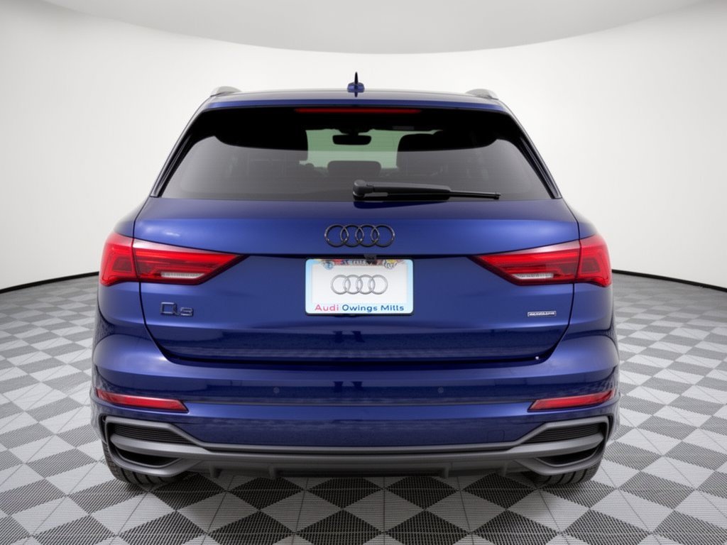 Certified 2025 Audi Q3 2.0T Premium w/ Convenience Package AWD/4WD image 11