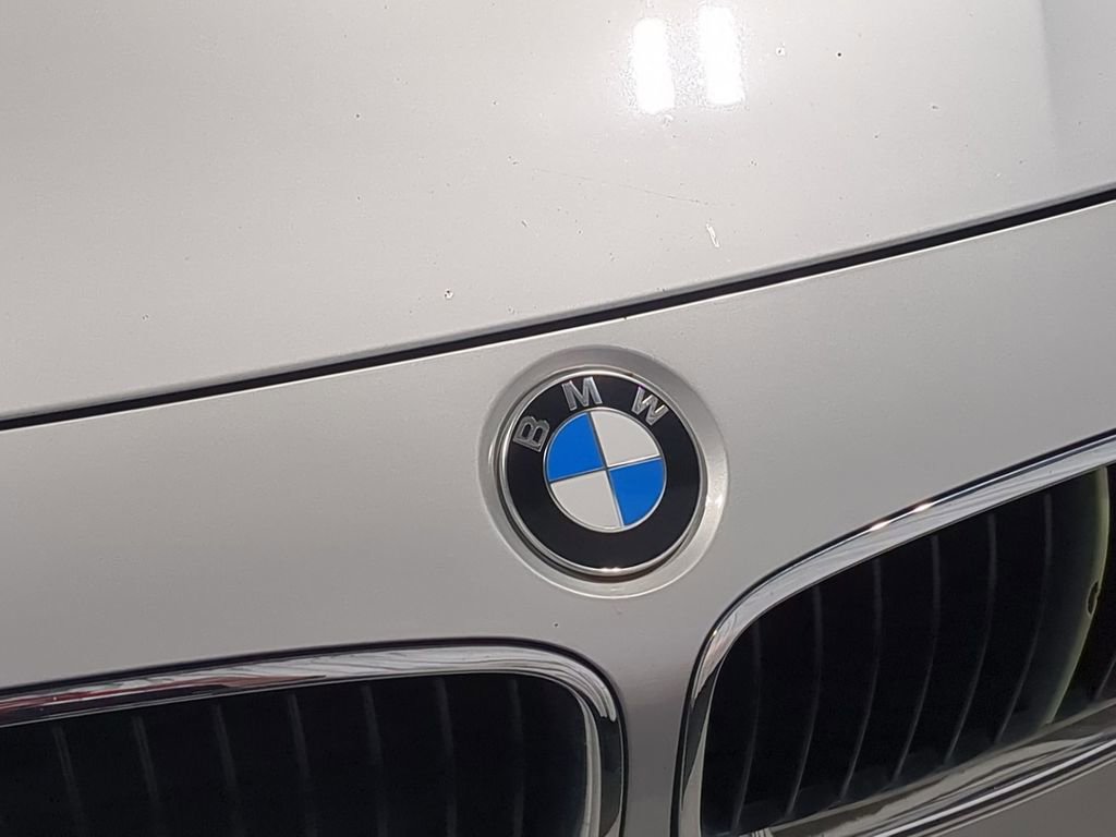 Used 2013 BMW 328i xDrive Sedan AWD/4WD image 15
