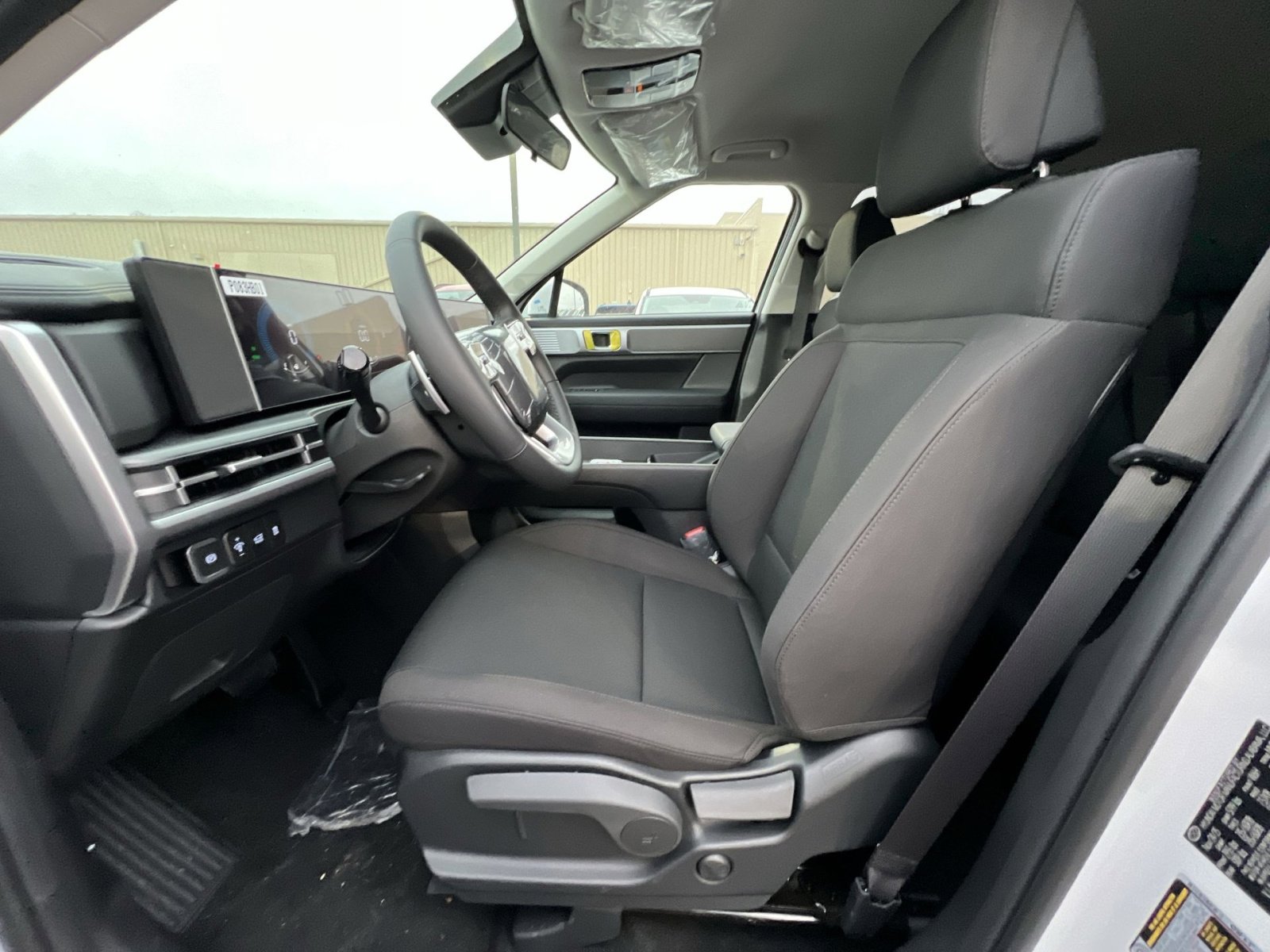 New 2026 Hyundai Santa Fe SE image 13