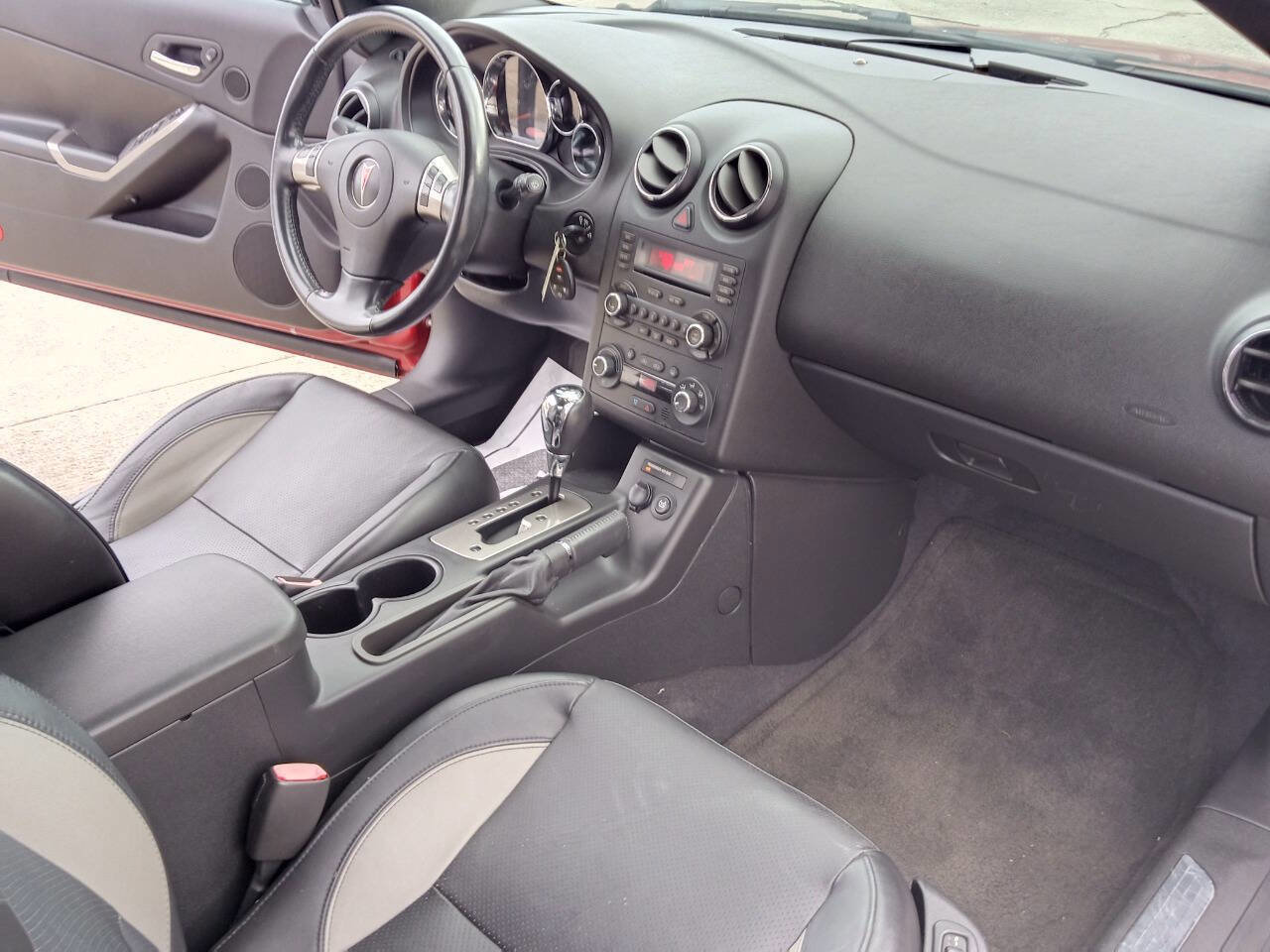 Used 2006 Pontiac G6 GTP w/ Premium Value Package image 11