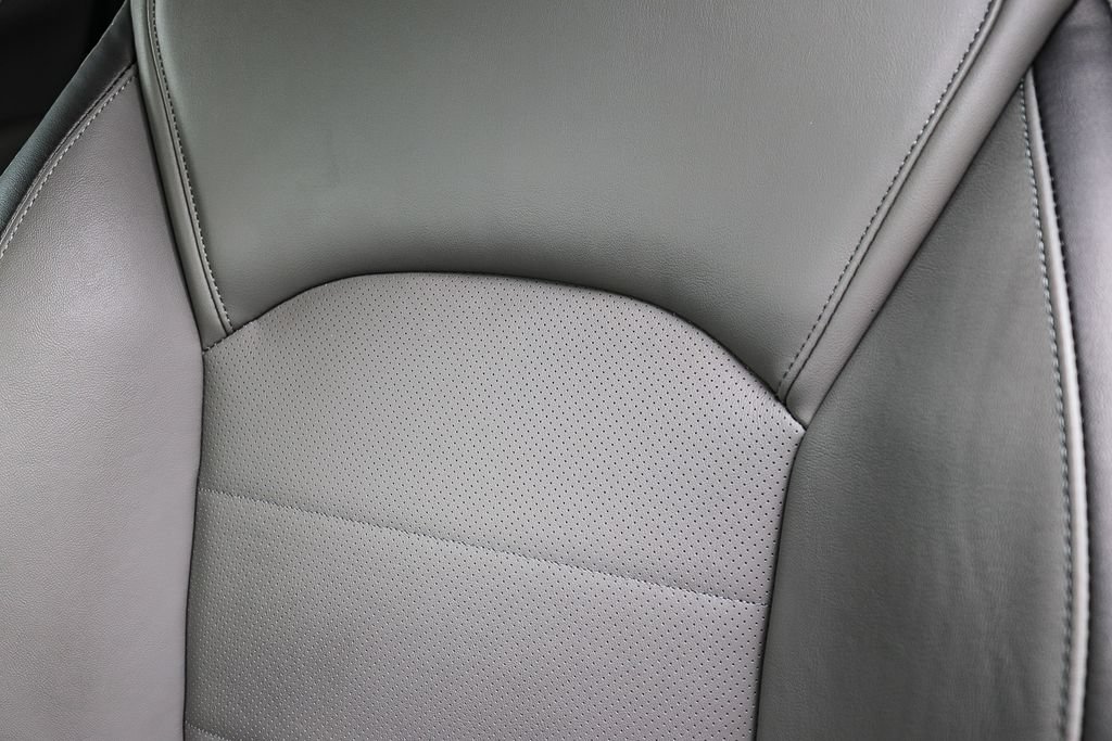 Certified 2023 INFINITI QX50 Luxe FWD image 22