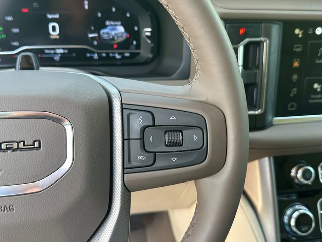 Used 2024 GMC Yukon Denali w/ Denali Reserve Package RWD image 31