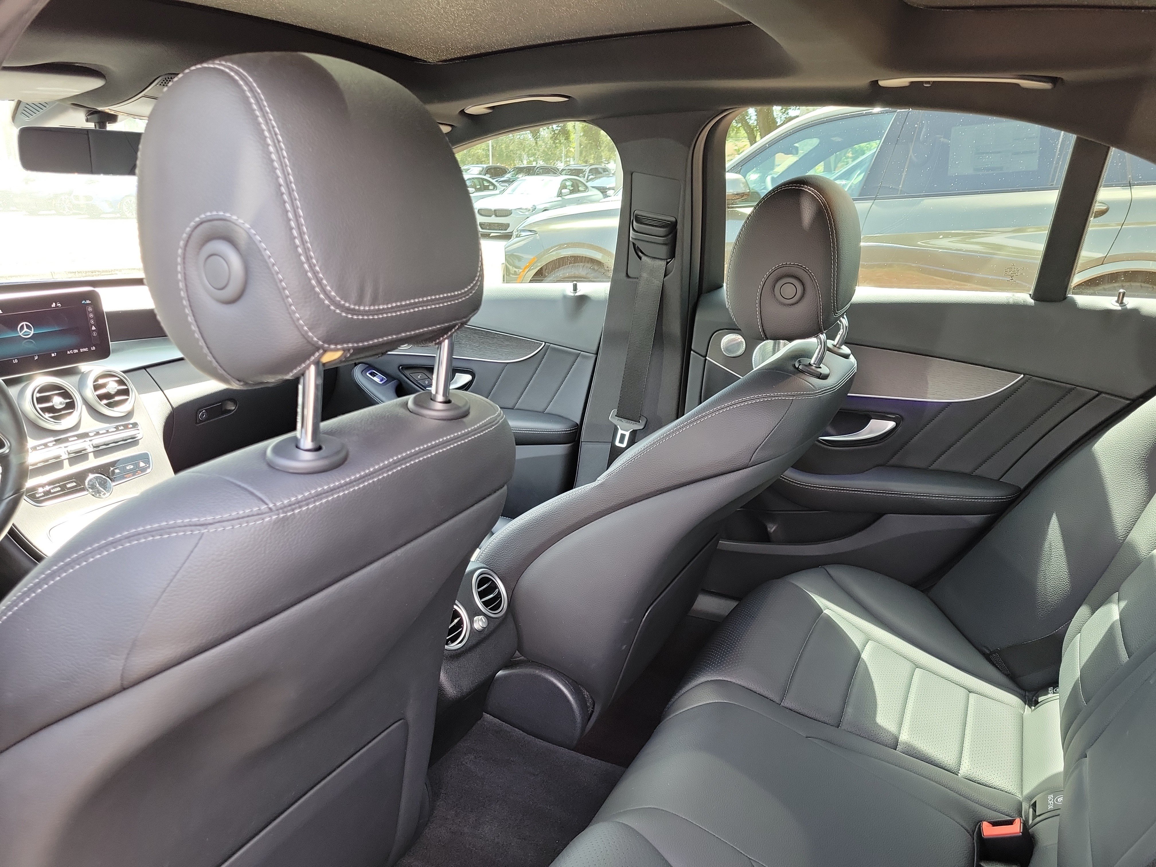 Used 2021 Mercedes-Benz C 300 4MATIC Sedan image 9