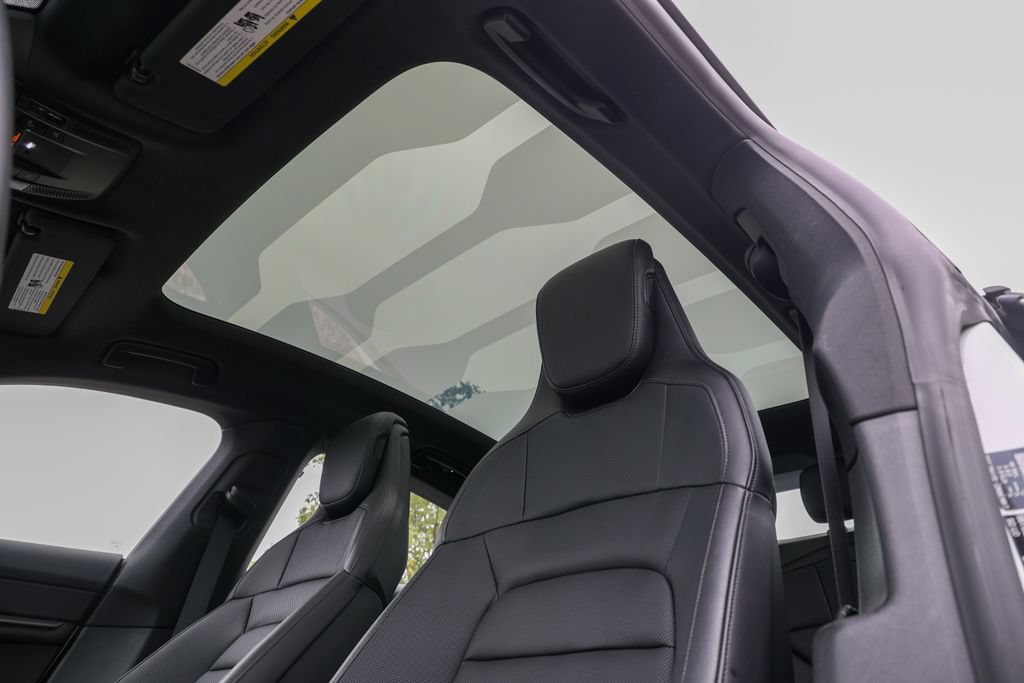 Certified 2026 Porsche Taycan AWD/4WD image 64