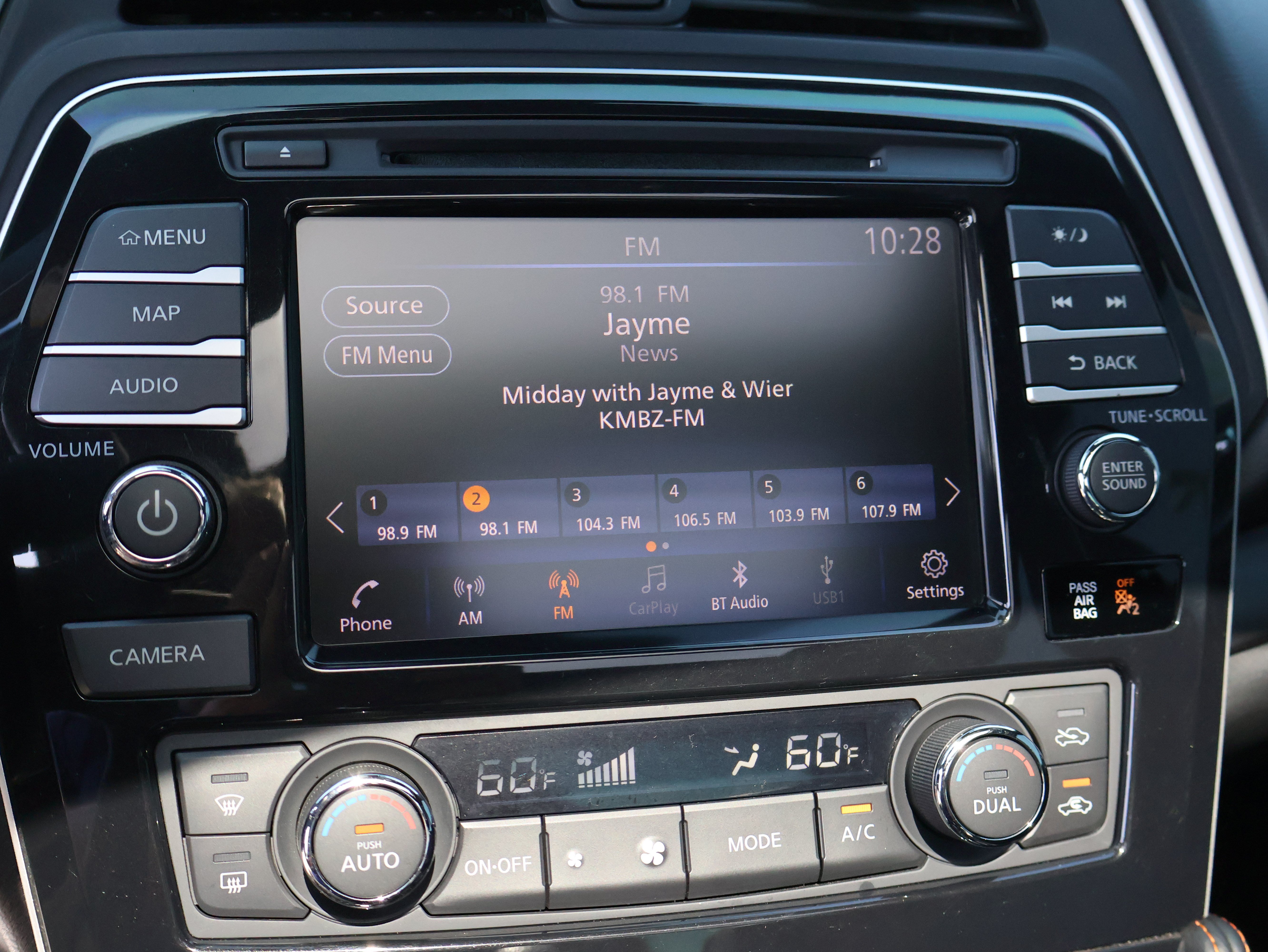 Used 2022 Nissan Maxima SR w/ Sport Mat Group FWD image 25