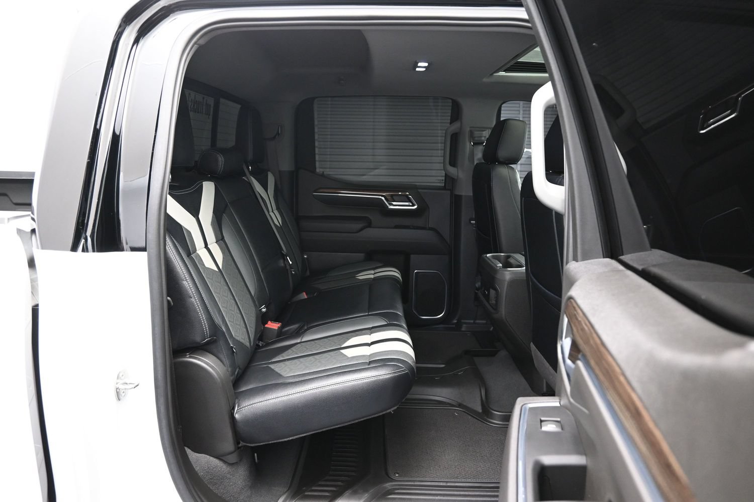 Used 2023 Chevrolet Silverado 1500 RST w/ All Star Edition Plus AWD/4WD image 12