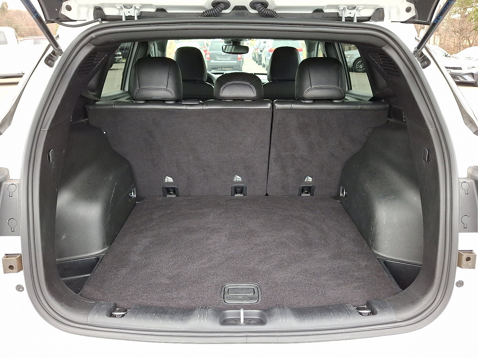 Used 2024 Jeep Compass Latitude image 27