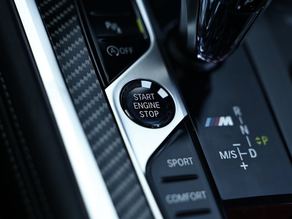 Used 2022 BMW M850i xDrive Coupe w/ M Carbon Exterior Package AWD/4WD image 38