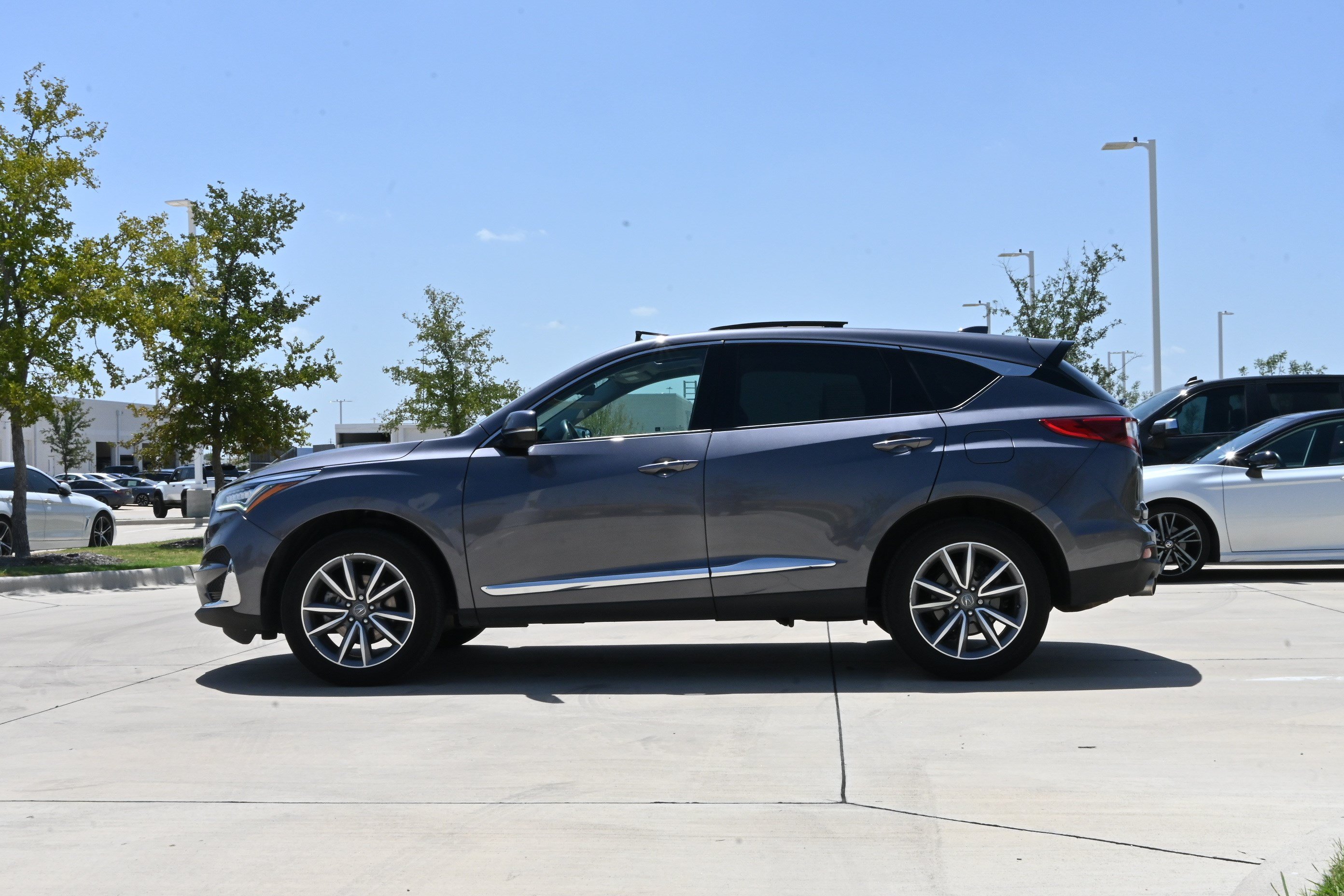 Used 2019 Acura RDX w/ Technology Package AWD/4WD image 6