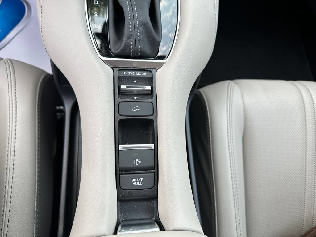 Certified 2025 Honda HR-V EX-L image 26