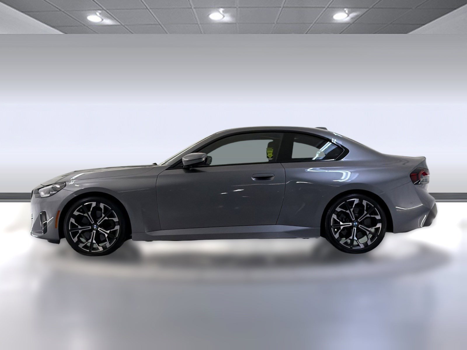 Used 2025 BMW 230i Coupe w/ Convenience Package RWD image 2