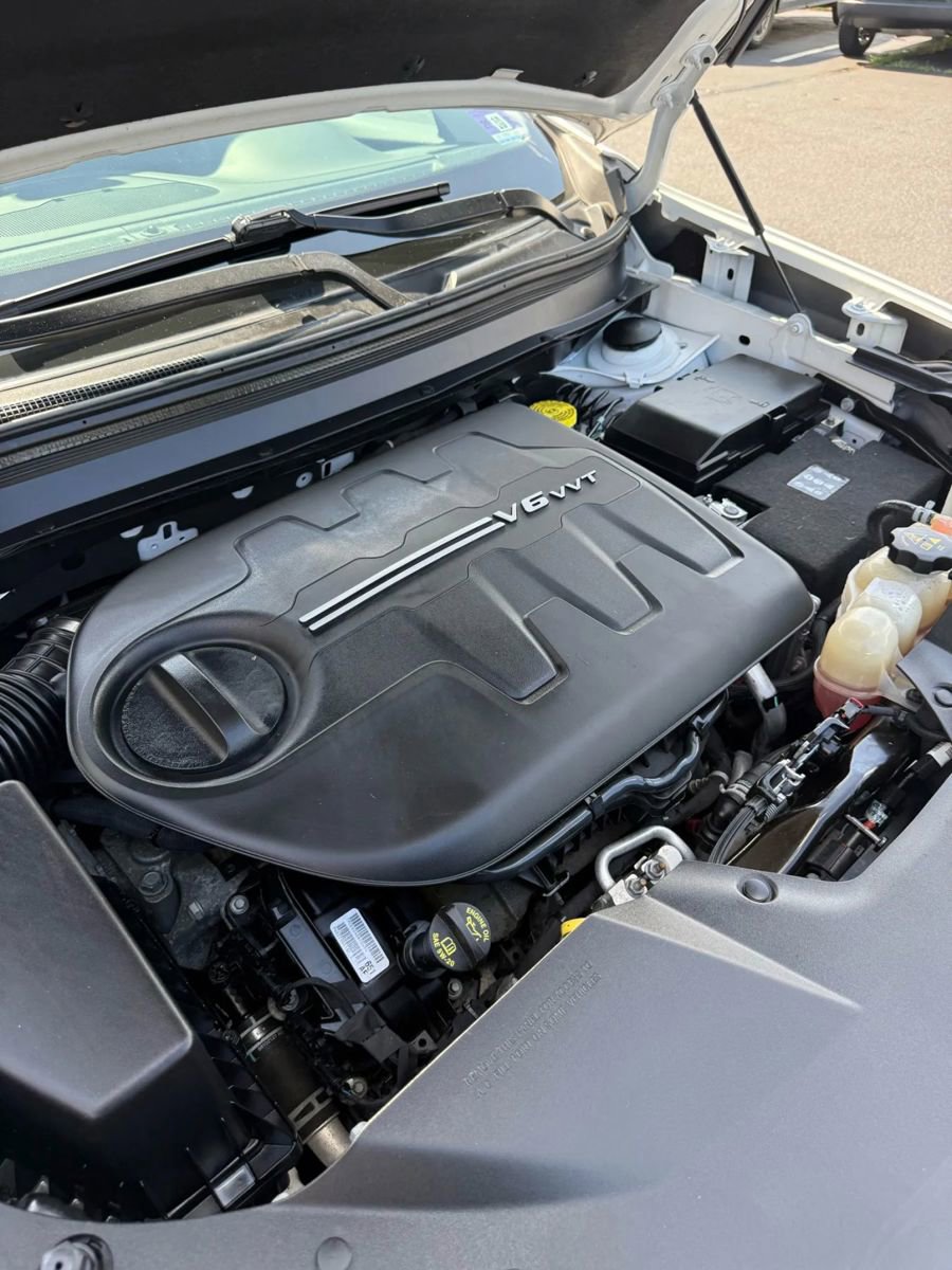 Used 2019 Jeep Cherokee Limited AWD/4WD image 46