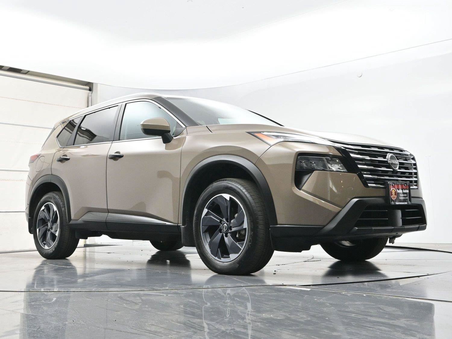 Used 2024 Nissan Rogue SV w/ SV Premium Package AWD/4WD image 29