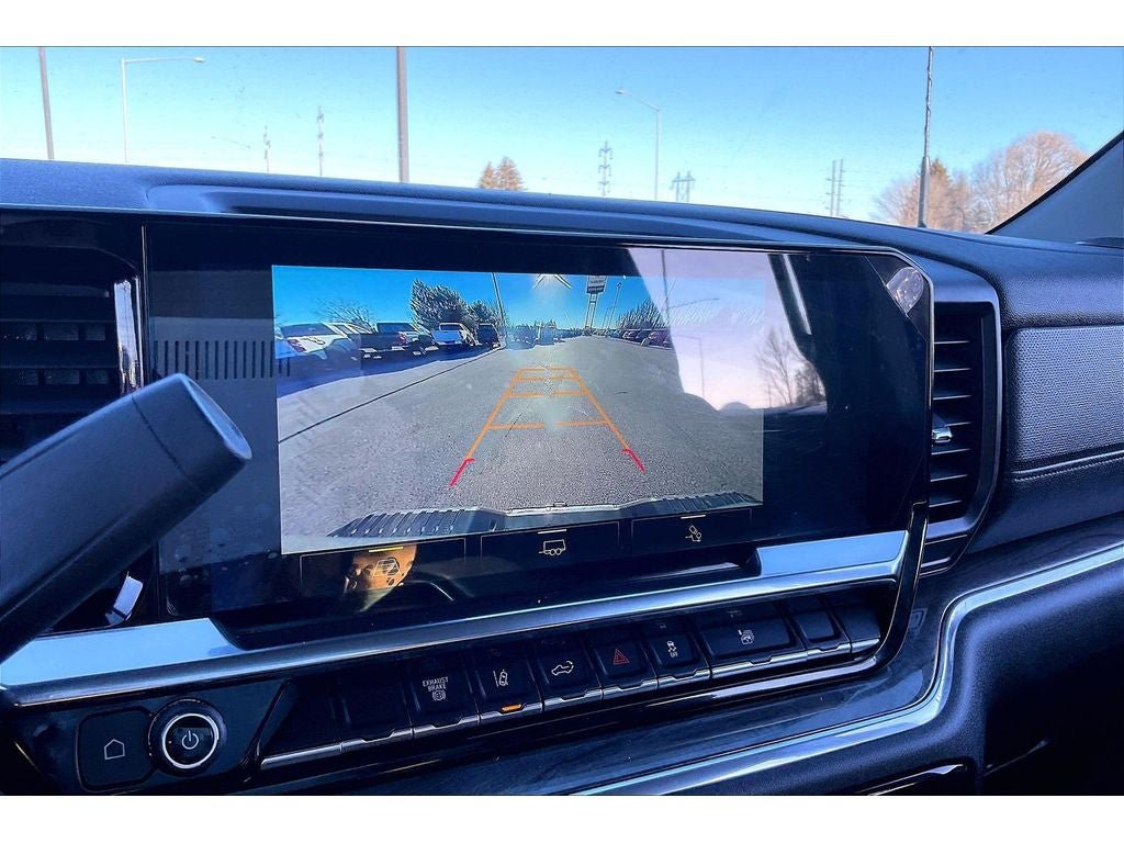Used 2025 Chevrolet Silverado 3500 LTZ AWD/4WD image 23