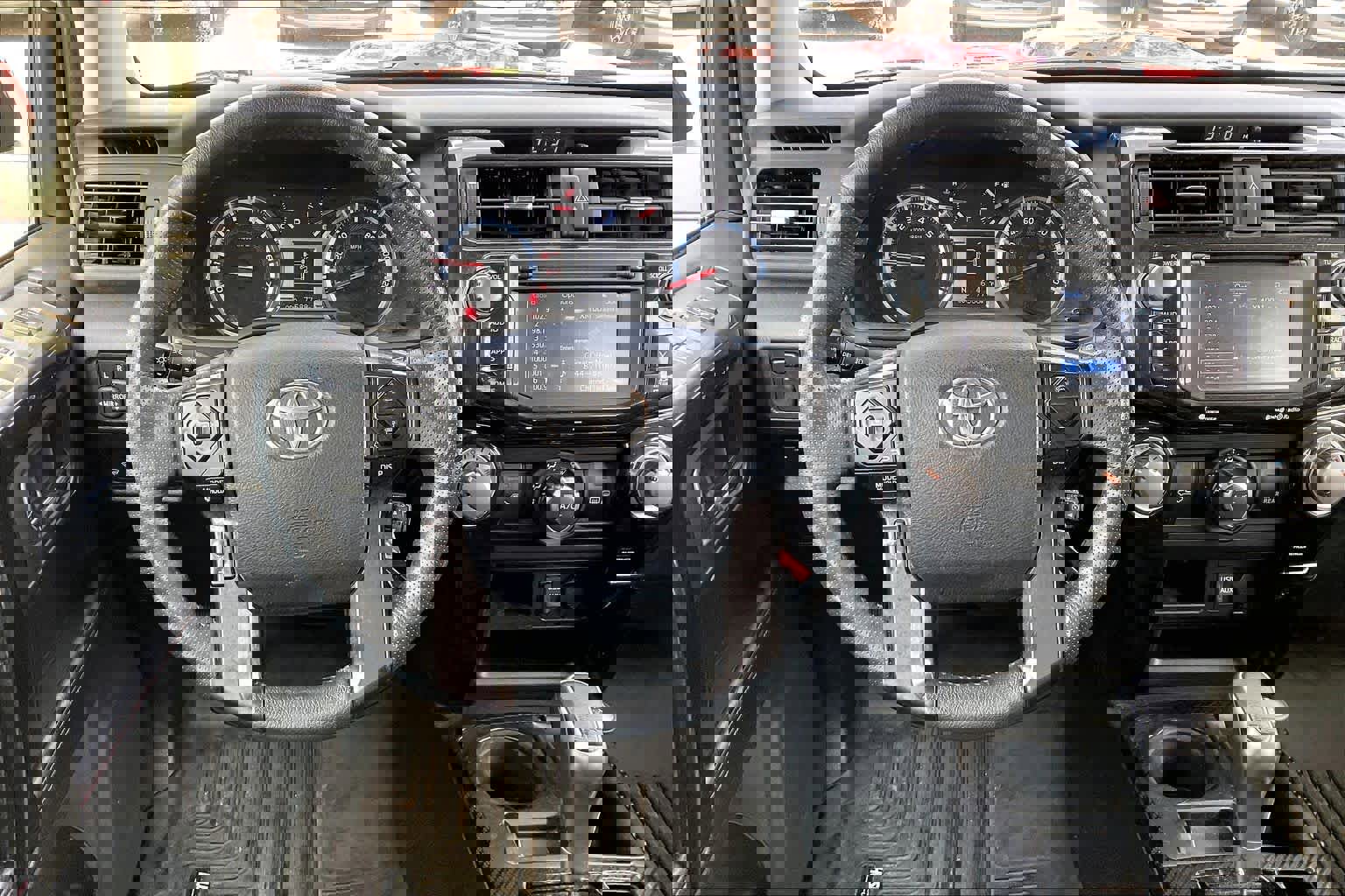 Used 2017 Toyota 4Runner TRD Off-Road Premium image 5