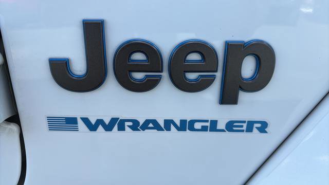 Used 2024 Jeep Wrangler High Altitude AWD/4WD image 30