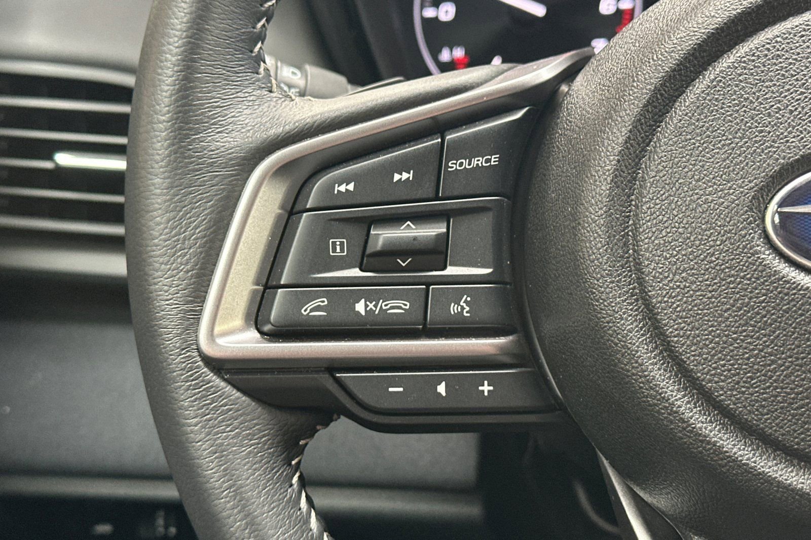 Used 2025 Subaru Legacy Premium image 29