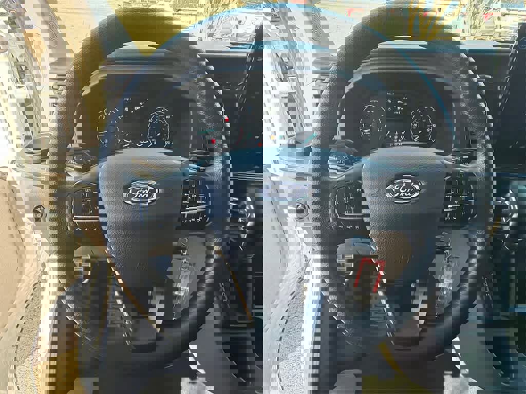 Used 2023 Ford Transit 350 XLT image 20