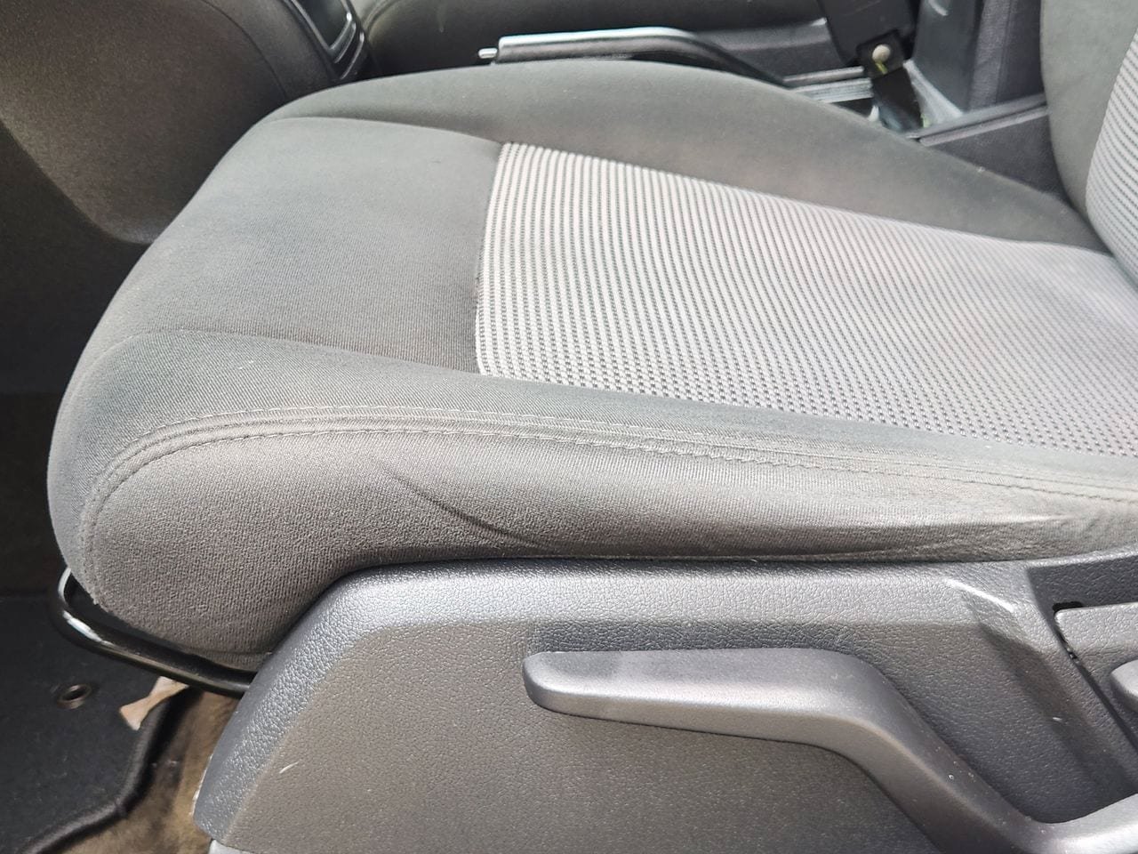 Used 2017 Jeep Patriot Latitude FWD image 21