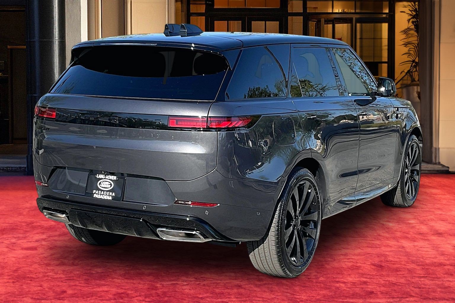 New 2027 Land Rover Range Rover Sport Dynamic SE AWD/4WD image 5