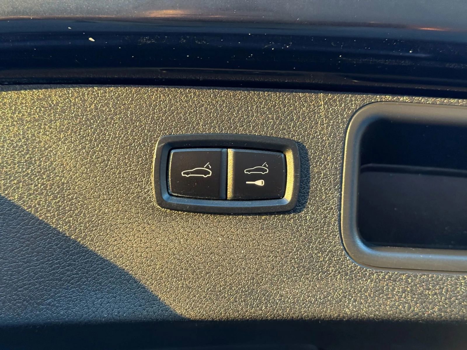 Used 2016 Porsche Macan S AWD/4WD image 11