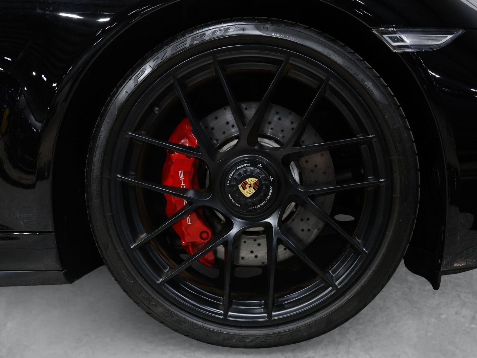 Used 2017 Porsche 911 Carrera GTS RWD image 8