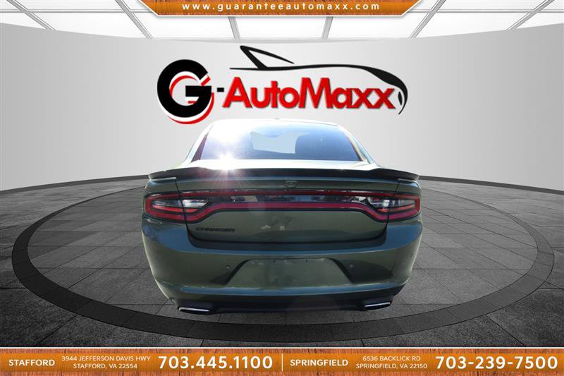 Used 2020 Dodge Charger SXT w/ Blacktop Package image 6