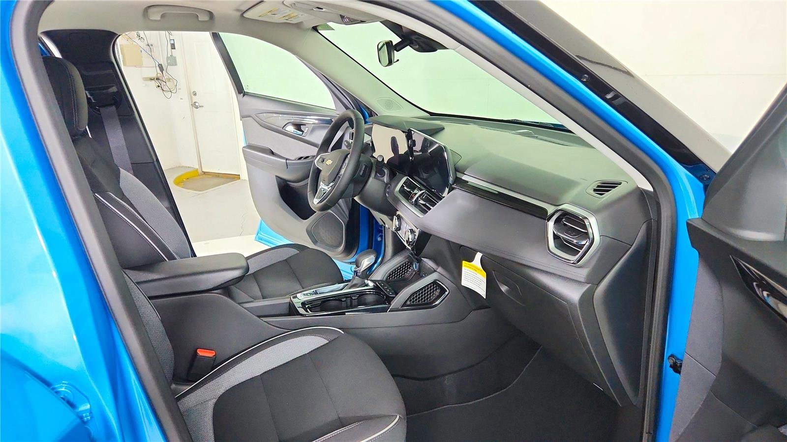 New 2026 Chevrolet TrailBlazer LT w/ LT Cold Weather Package image 38