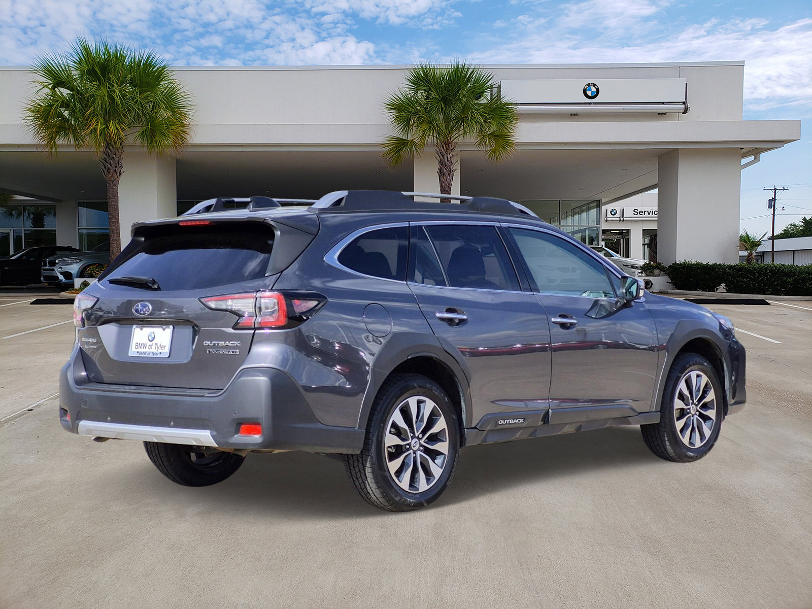 Used 2024 Subaru Outback Touring XT AWD/4WD image 4