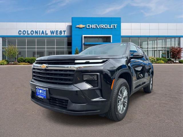 Used 2024 Chevrolet Traverse LS FWD image 2
