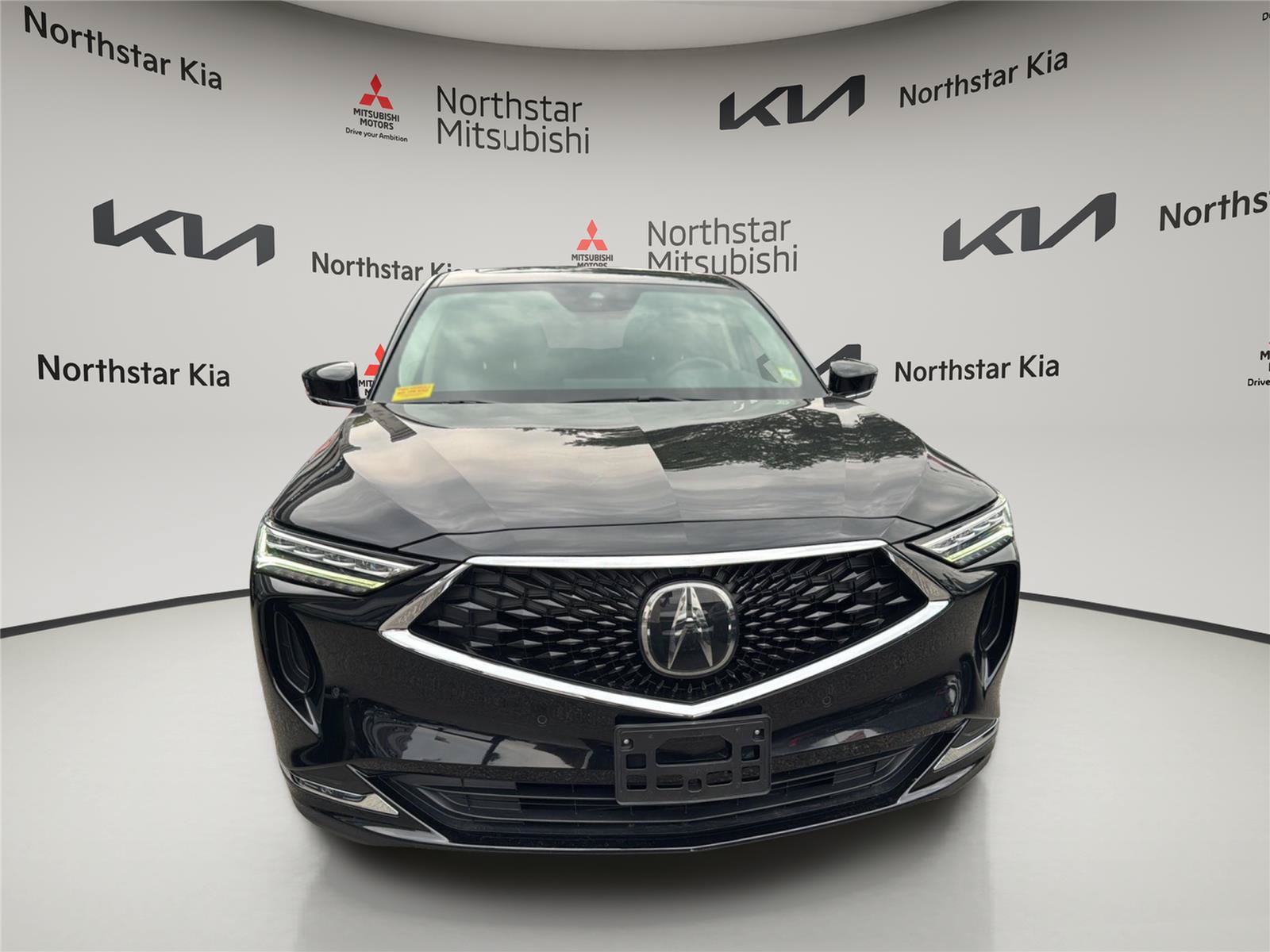Used 2023 Acura MDX w/ Technology Package AWD/4WD image 8